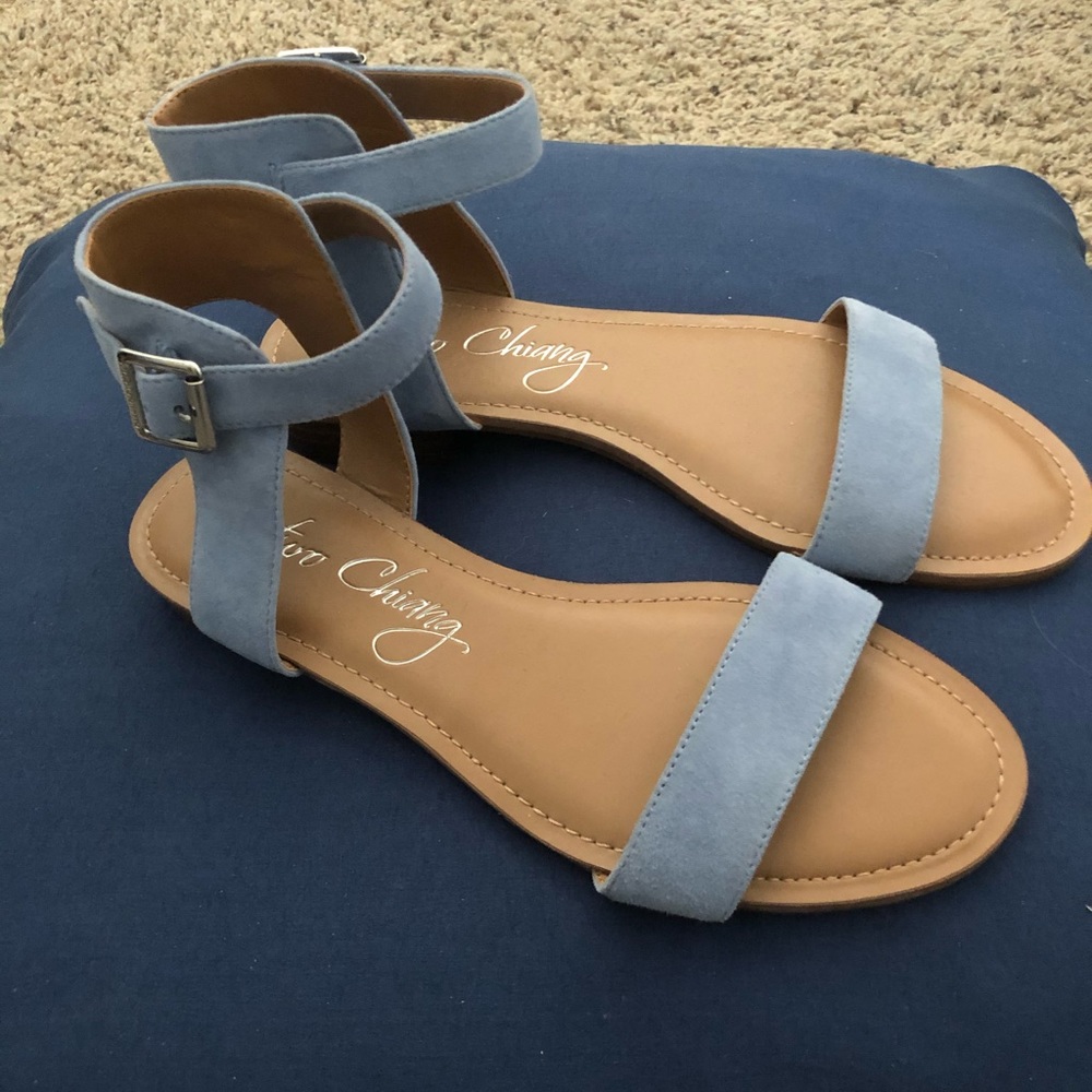 Sandals - Picture 2 of 2